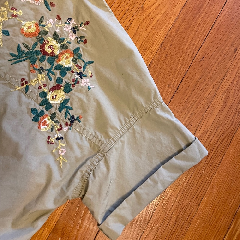 Madewell Floral Embroidered Tie-Front Safari Shirt - Picture 7 of 8